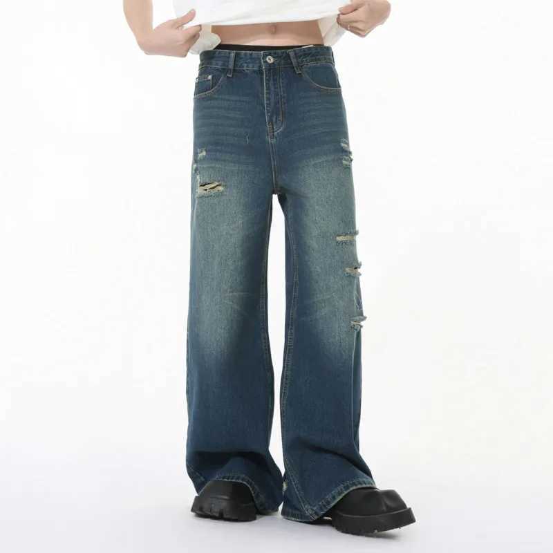 Mens Korean version of the new high street clean fit polished white masochistic wide leg fashion loose and casual jeans trendT250319