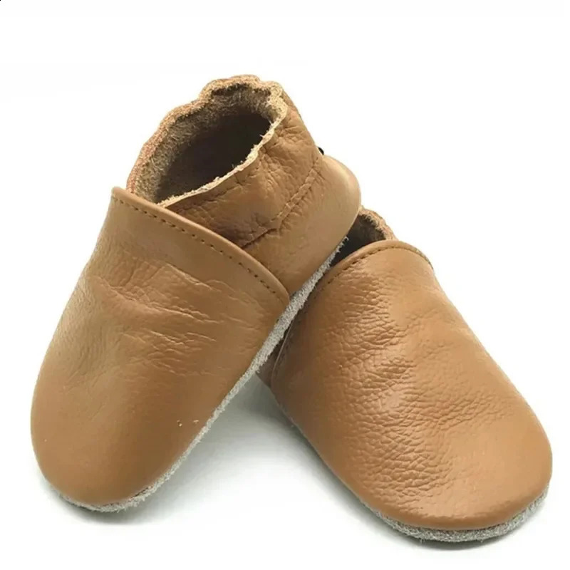 Genuine Leather Baby shoes summer infant toddler baby shoes moccasins shoes First Walker Soft Sole Crib Baby Boy Shoe s 250319