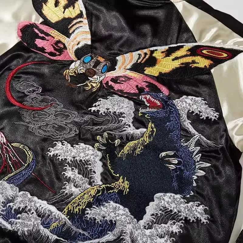 Japanese Sukajan Retro Commemorative Jacket Mens Loose Heavy Embroidered Super Large Hip Hop Bomber Streetwear W250320