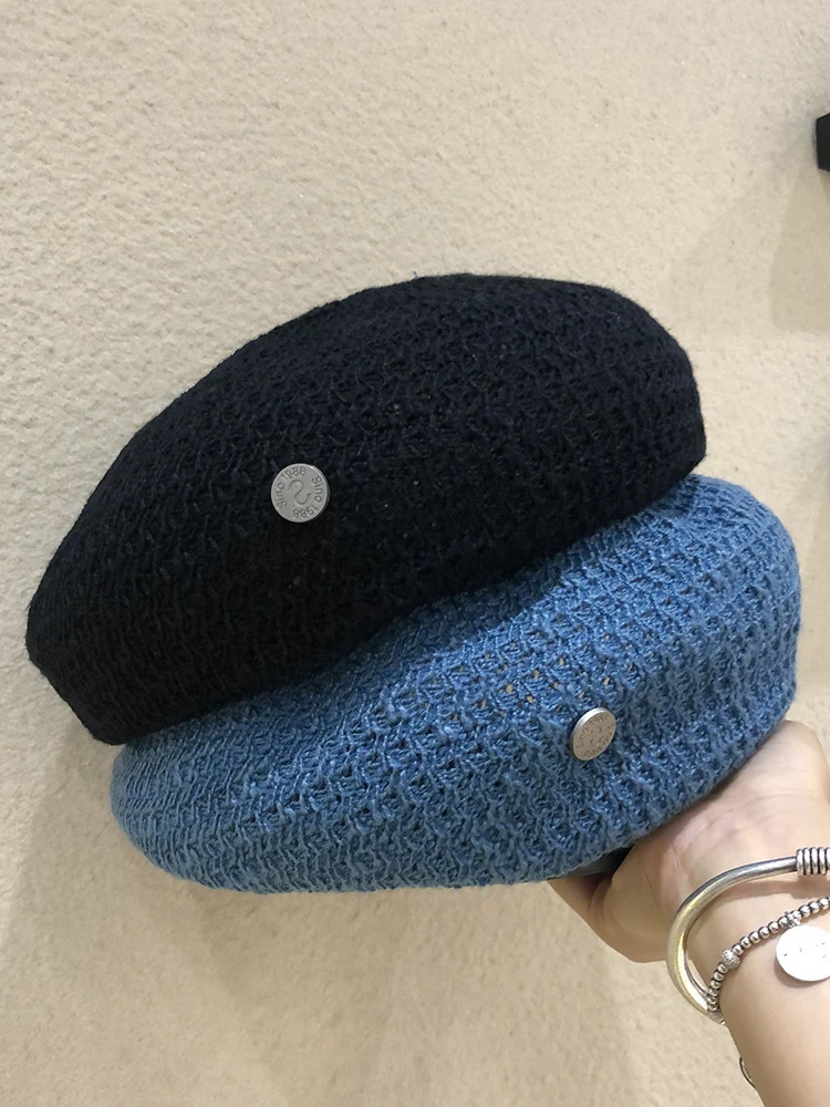 Korean Version Hollow Candy Color Berets Spring and Summer Milk Silk Retro Show Face Small Street Snap Painter Hats for Women 250320