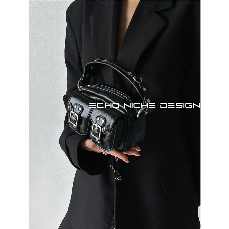 Autumn And Winter New Niche Design Functional Spicy Girl Dark Double Pocket Camera Small Square Single Shoulder Hand-Held Crossbody Bag