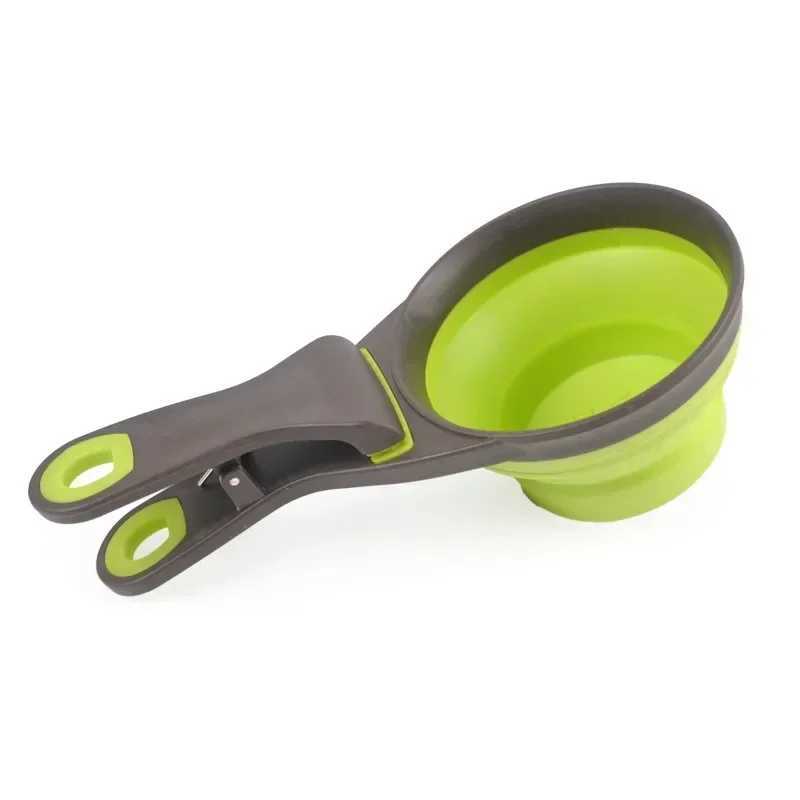 Pet folding feeder water spoon outdoor bowl cat food measuring cup dog food hairpin multifunctional and convenient pet supplies Y250319