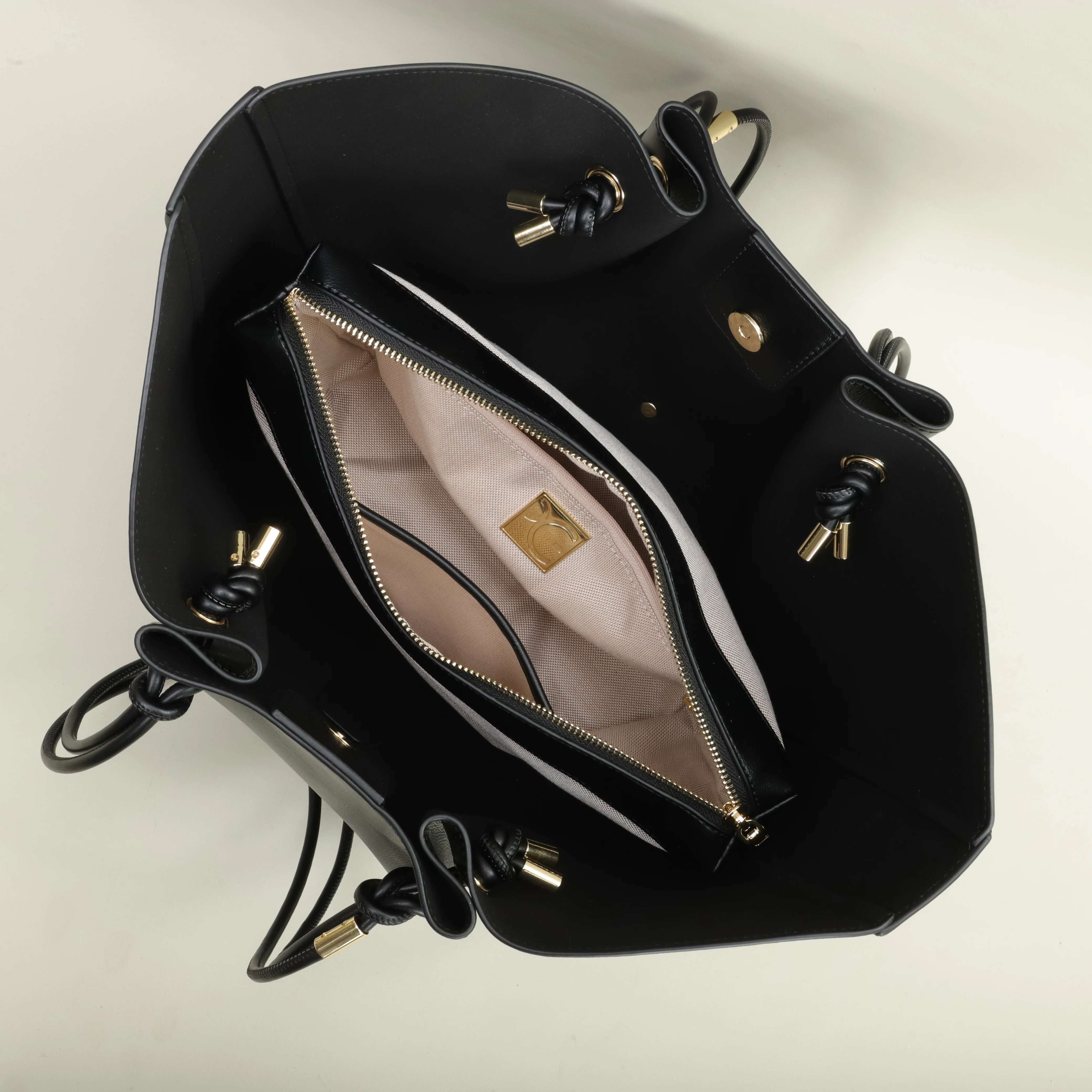 PG Large-Capacity Light Fashion Atmosphere Women's Shoulder Bag