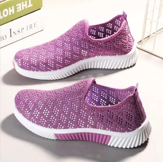 Outdoor Casual Women's Summer Mesh Breathable Flat Shoes Lig ht Sneaker Fem ale Loaf ers