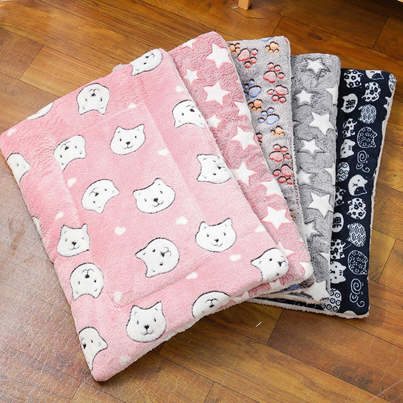 Thicken Cat Mat Breathable Flannel Sleeping Soft Dog Cushion for Small Winter Warm Blanket 250312