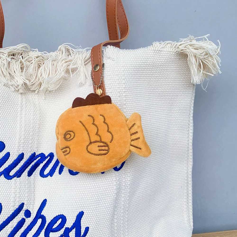 Cartoon Doll Keychain Cute Plush Keychain for Women Gift Idea for Girls Taiyaki Design Car KeychainXJ250319
