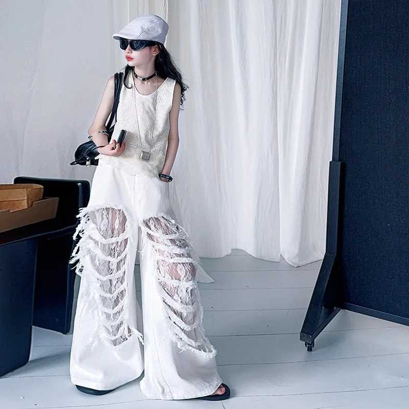 Childrens Fashion Street Style Y2K Clothing Set Girls Summer T-shirt and Pants Street Clothing Childrens Cool Clothing SetT250326