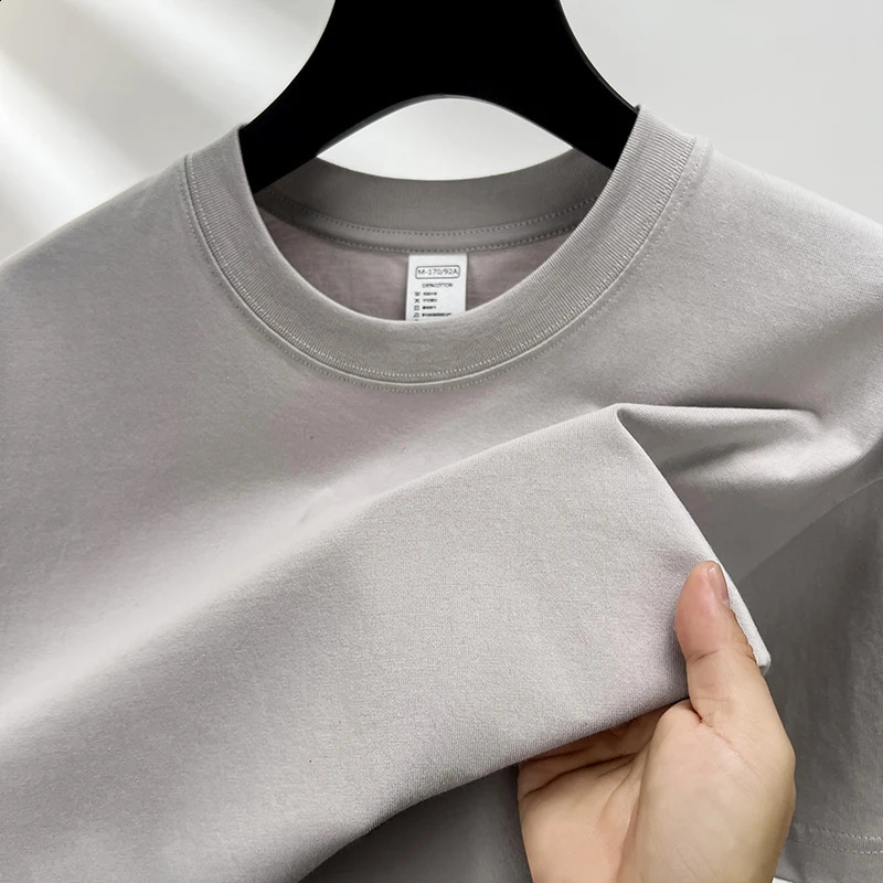 100 pure cotton summer highend mens short sleeved round neck fashionable half top breathable Tshirt 250319