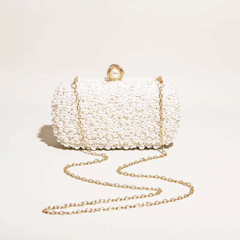 Women Pearl Clutches Noble Crystal Beaded Evening Wedding Clutch With Chain Handbags Designer Bag Party Purse
