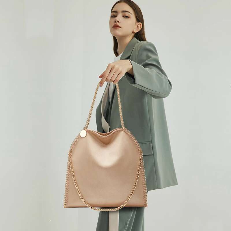 Fashion Brands Chain Environmental Microfiber Handbag Women's New Multi-Functional Large Capacity Shoulder Bag