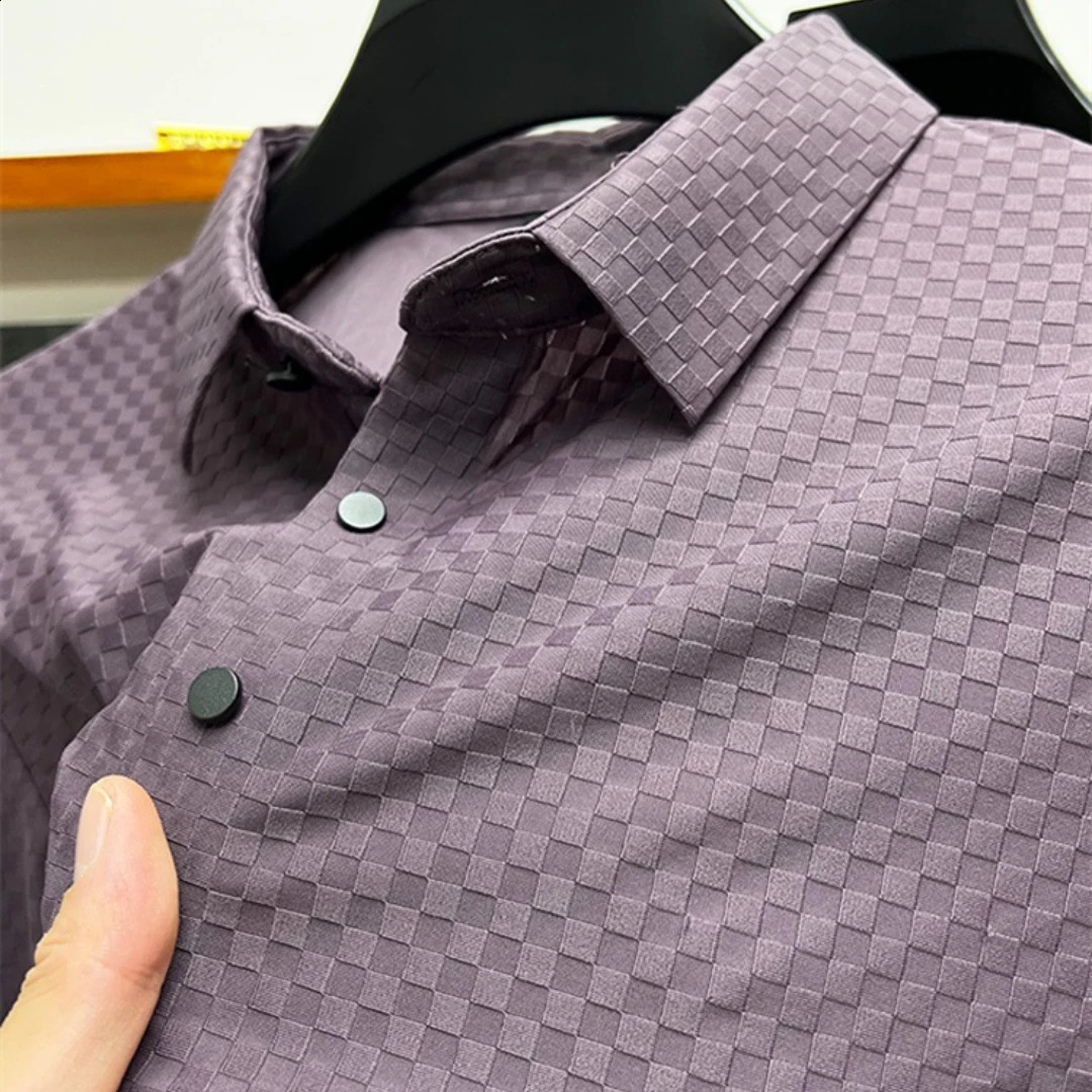 Trend Ice Silk Lapel Breathable Polo Shirt Grid Print Short Sleeves 2023 Summer Fashion Business Casual Mens TShirt 250318