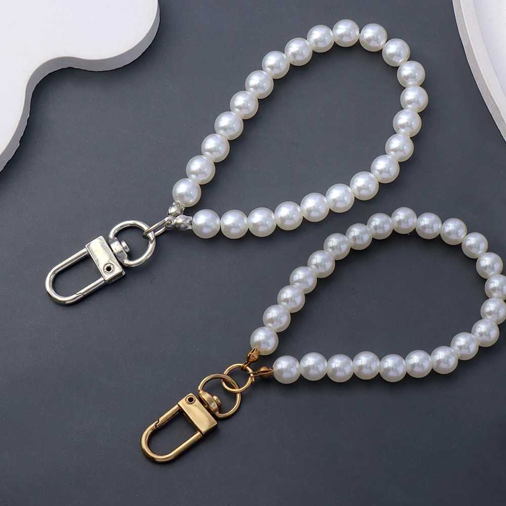 Retro artificial pearl chain keychain simple pearl mobile phone strap womens handbag decoration car keyring pendant jewelry giftXJ250319