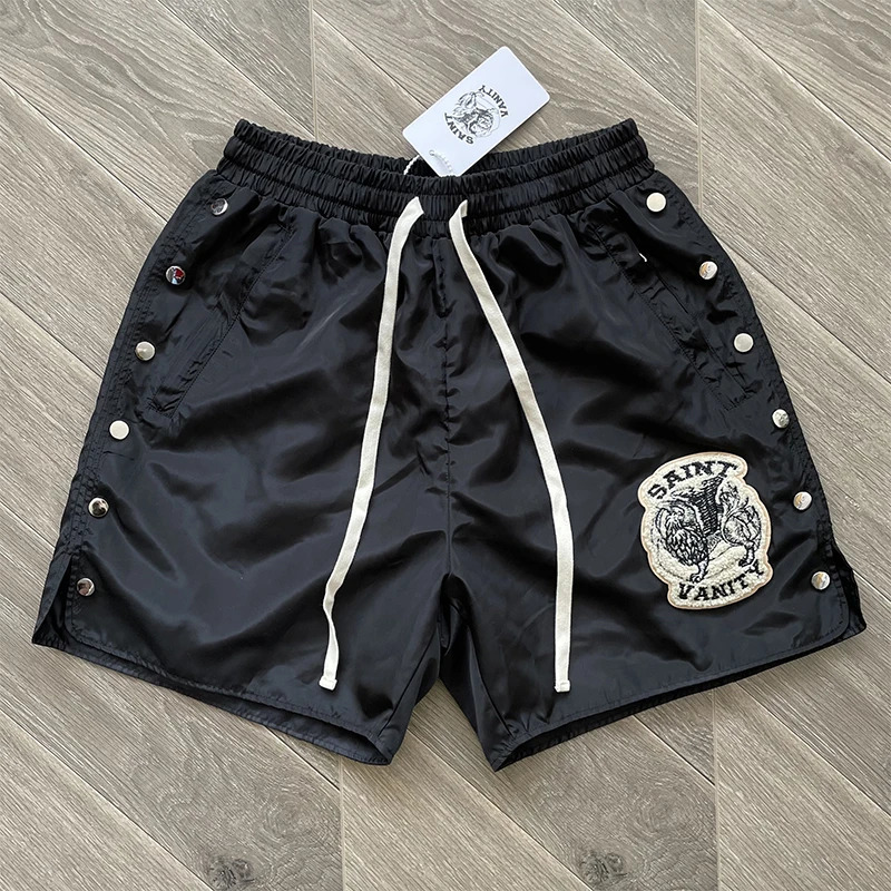 The same embroidered breasted casual sports shorts from SAINT VANITY ins 250317