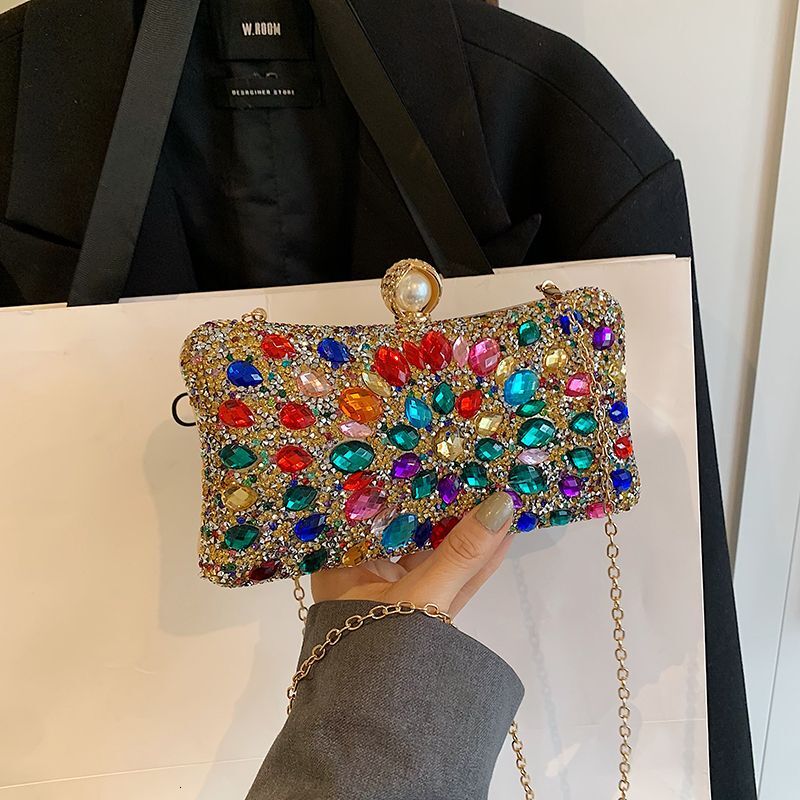 shiny and trendy 2025 casual new single shoulder crossbody bag sparkling diamond studded fashionable chain armpit bag