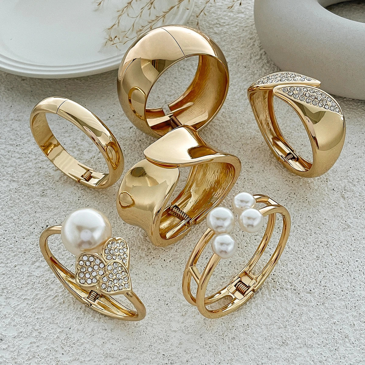 Ingemark 6 Styles Vintage Hip Hop Pearl Beads Open Cuff Bangles Women Punk Gold Color Rhinestone Bracelet Men Jewelry 250320
