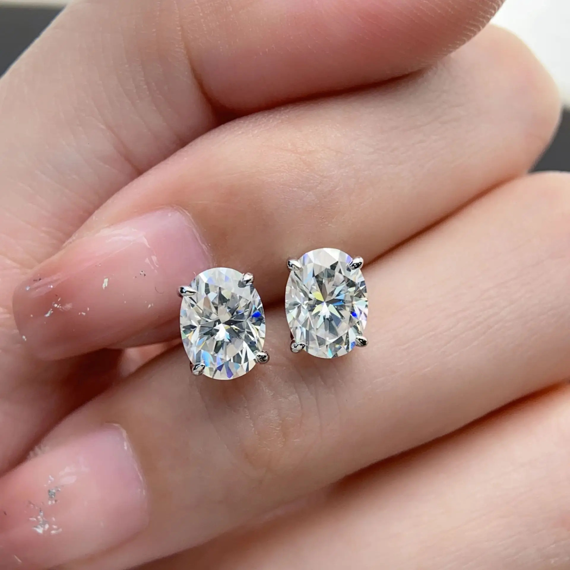 FEOBUR 2 Carat D Color Oval Moissanite Stud Earrings for Women 925 Sterling Silver Sparkling Egg Shaped Lab Diamond Ear Studs