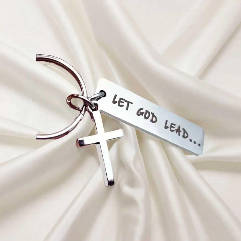 Womens cross keychain inspiring Christian men and women let God lead the keychain used for car keys backpacks wallets religious baptism of faithXJ2503