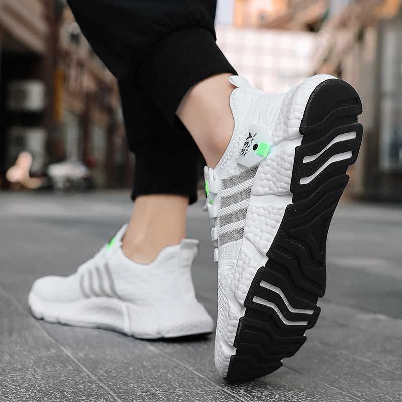 Mens Casual Sport Shoes Breathable Lightweight Sneakers Outdoor Mesh Black Running Shoes Athletic Jogging Tennis Walking ShoesW250320