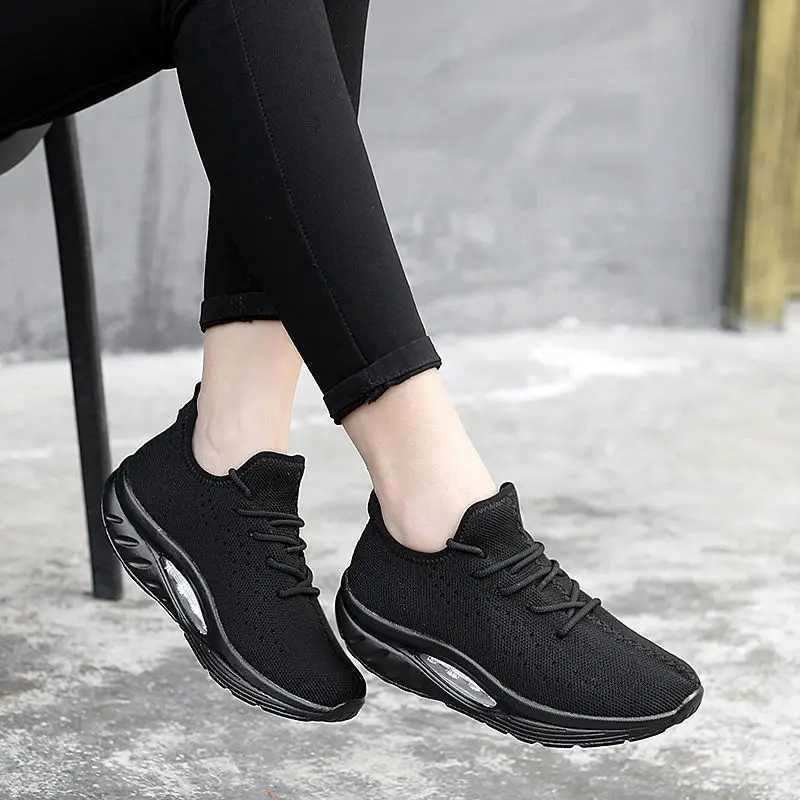Running shoes mens breathable sports shoes summer lightweight air cushion womens sports shoes outdoor lace training shoesW250320