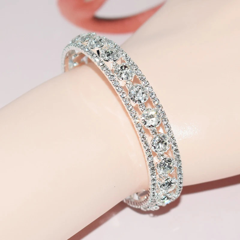Fashion Crystal Bracelet for Women Wedding Bangle Hand Jewelry Multi-Layer Bridal Rhinestone Bracelet 250320