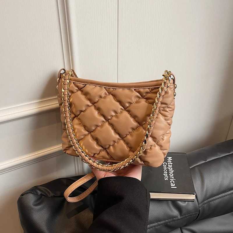 Classic design leather handbag womens shoulder bag ten font messenger bag luxurious elegant and popular Y250319