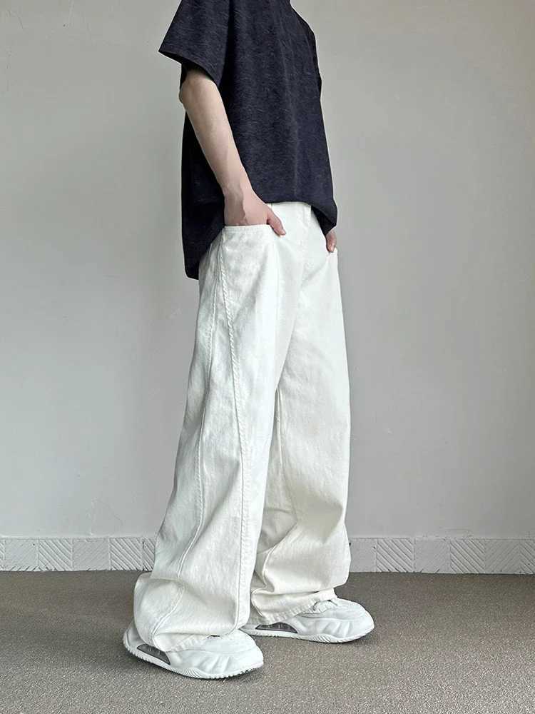 Mens Fashion Loose Harajuku White Jeans American Street Casual Straight Trouser Hip Hop Trendy Denim Pants Mens ClothingT250319