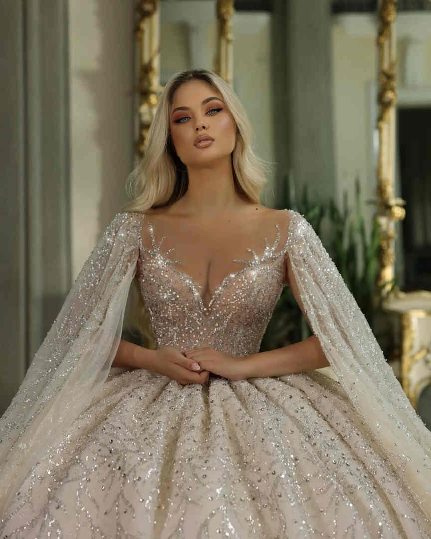 Luxurious Beaded Wedding Dresses Ball Gown Glitter V Neck Vestido De Noiva Crystal Sequined Bridal Dress Customized