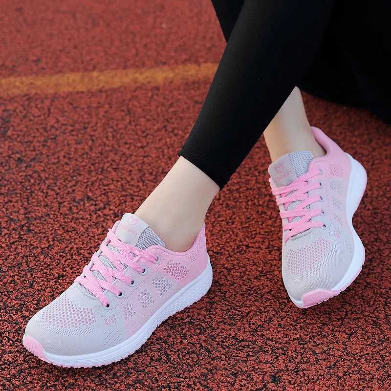2024 Breathable Women Running Shoes Lightweight Non-slip Female Sports Shoes Outdoor Soft Womens Sneakers Lace Up Fashion TennisW250320