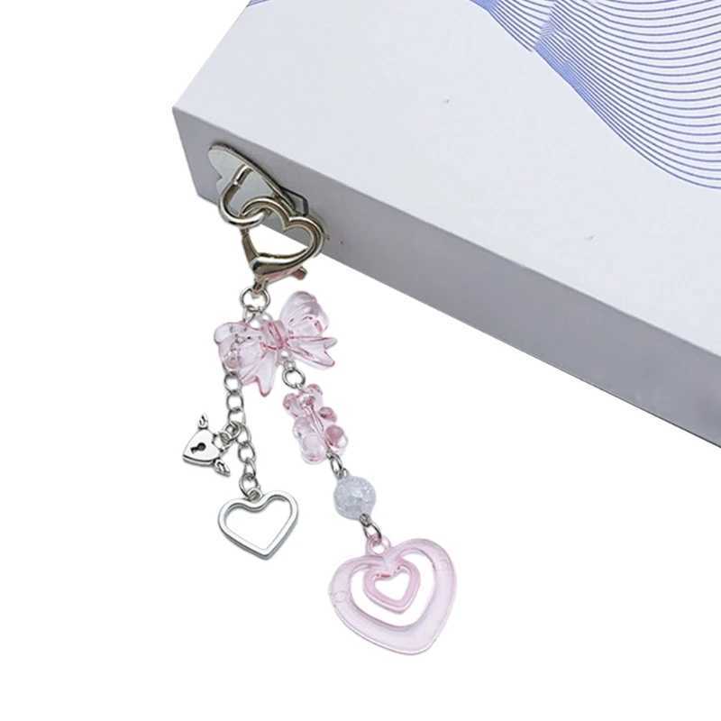 Fashion heart-shaped keychain with bow details Exquisite key charm C1FCXJ250319