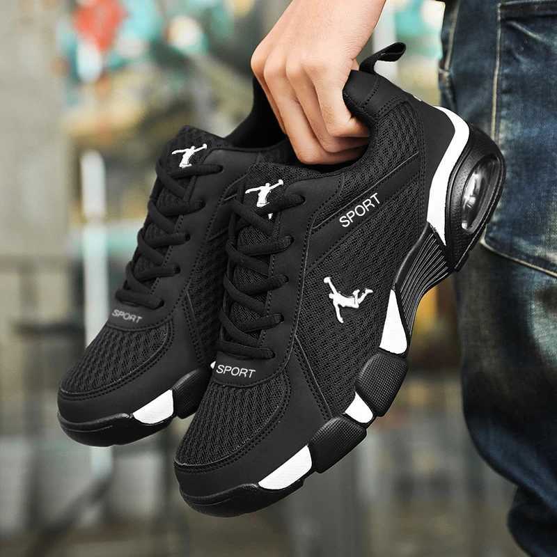Men Running Shoes Casual Sneakers Outdoor Sport Shoes Summer Breathable Athletic Trainer Tennis Mens Sneakers Y250320