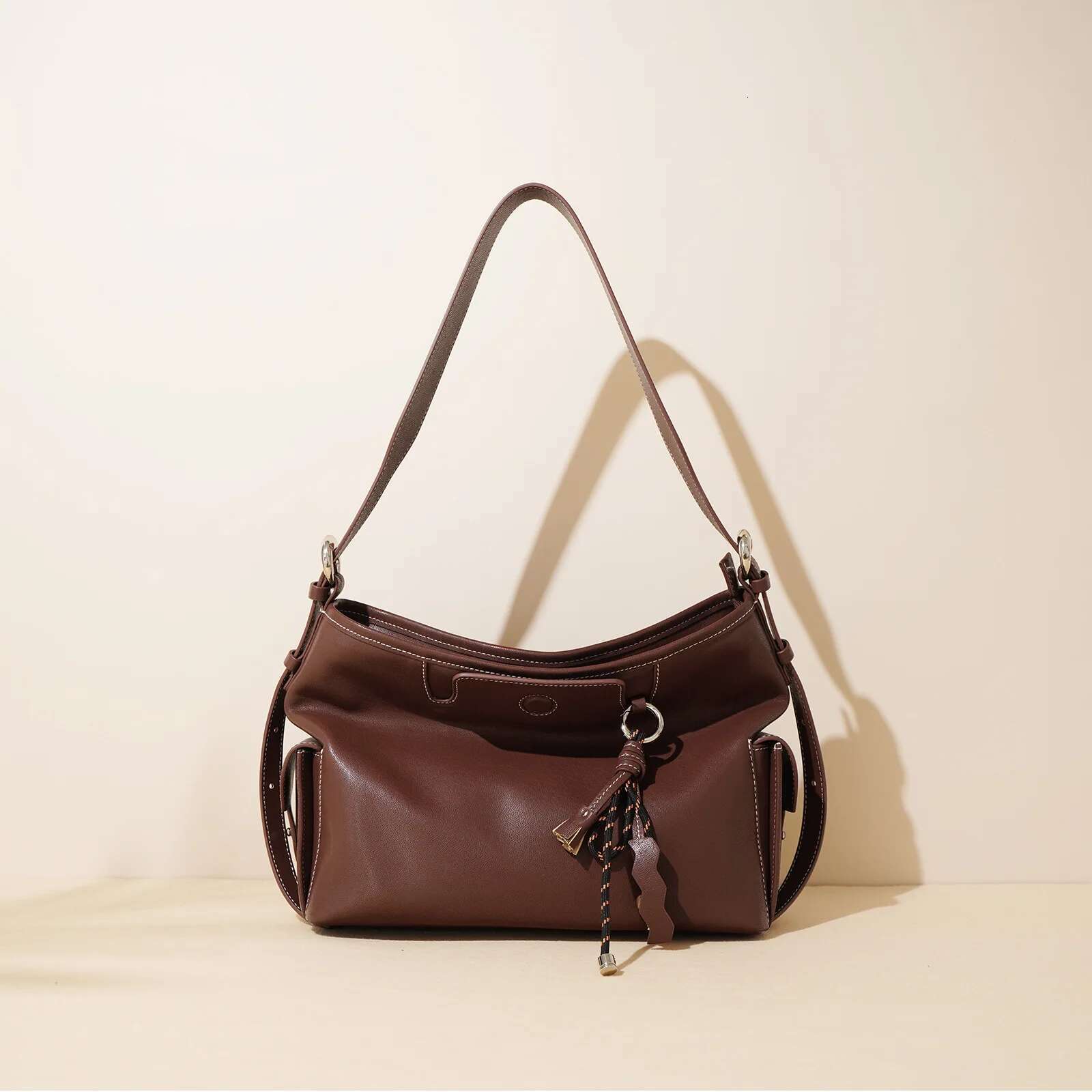 High-End Genuine Leather Bucket Bags For Women Fashion Versatile Commuter Shoulder Bag Solid Color Lady Handbags