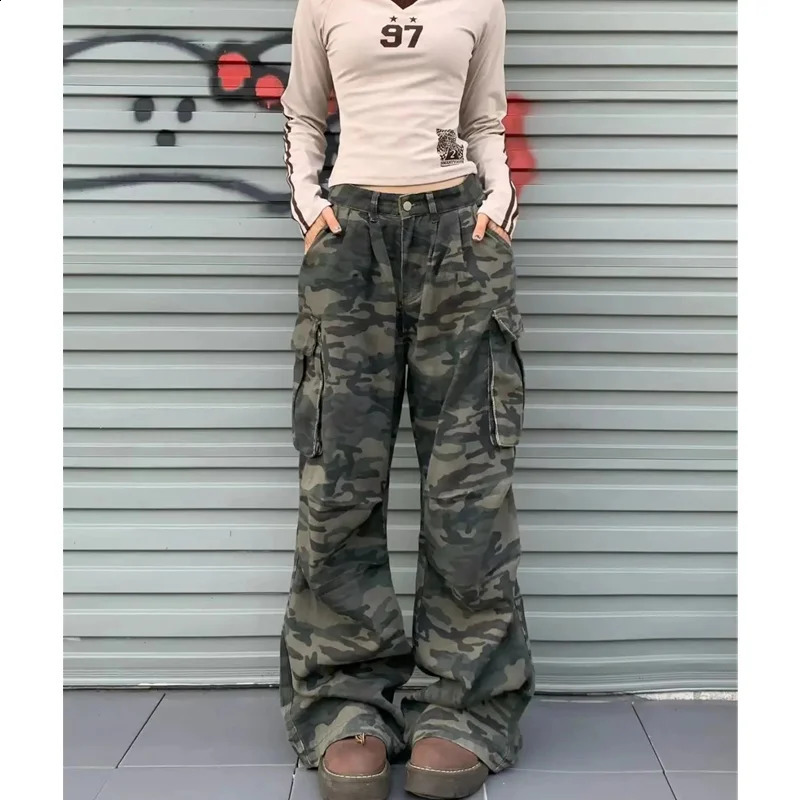 Camouflage Jeans Women Y2K Hip Hop Vintage High Waisted Jeans Straight Streetwear Casual Loose Large Size Wide Leg Denim Pants 250319