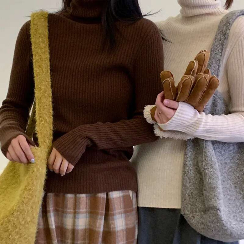 Wool Turtleneck Sweater Stripe Design Comfortable Stylish Wool Women Cozy and Fashionable Comfy and Trendy