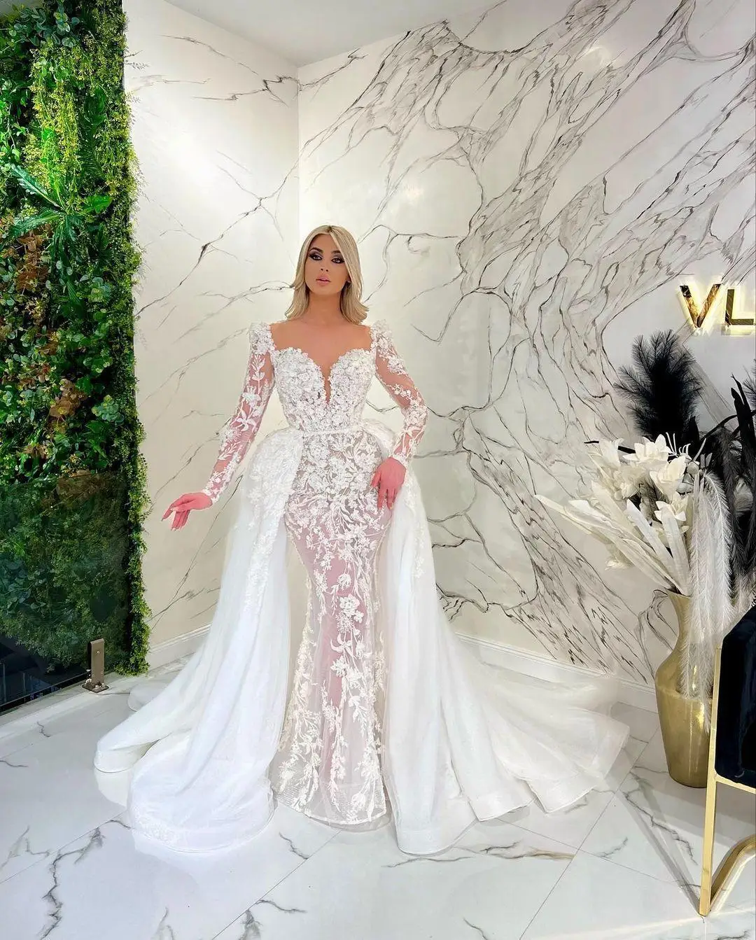 Elegant Mermaid Wedding Dresses V-Neck Ball Gown Women Dress 3D-Flowers Lace Bridal Gowns Appliques Detachable Trailing vestidos de novia Customized D