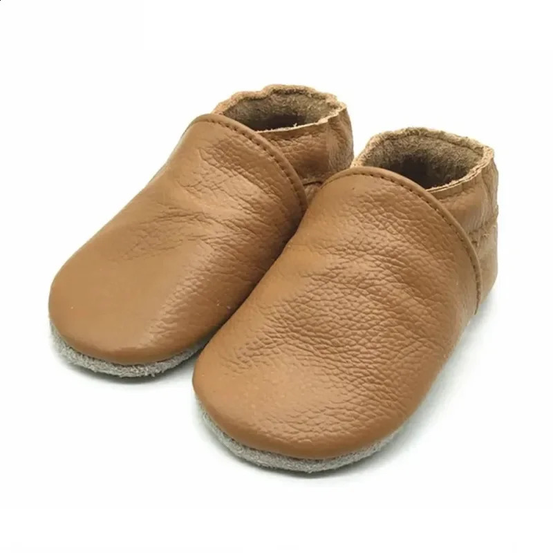 Genuine Leather Baby shoes summer infant toddler baby shoes moccasins shoes First Walker Soft Sole Crib Baby Boy Shoe s 250319
