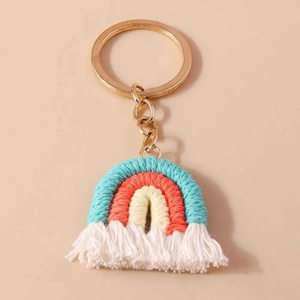 Fashionable tricolor rainbow keychain beautiful and exquisite pendant knitted rainbow keychain cute handmade womens keychainXJ250319