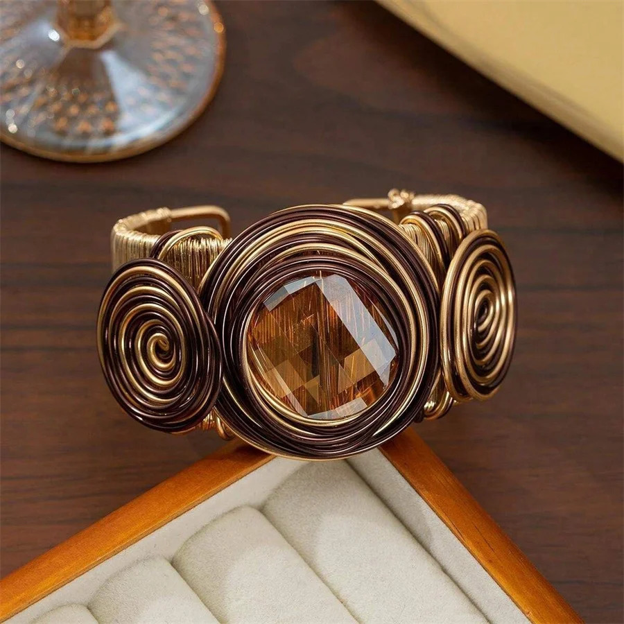 Exaggerated Metal Wire Winding Cuff Bracelet Big Brown Rhinestone Heavy Metal Bracelet For Women Personality Jewelry 250320