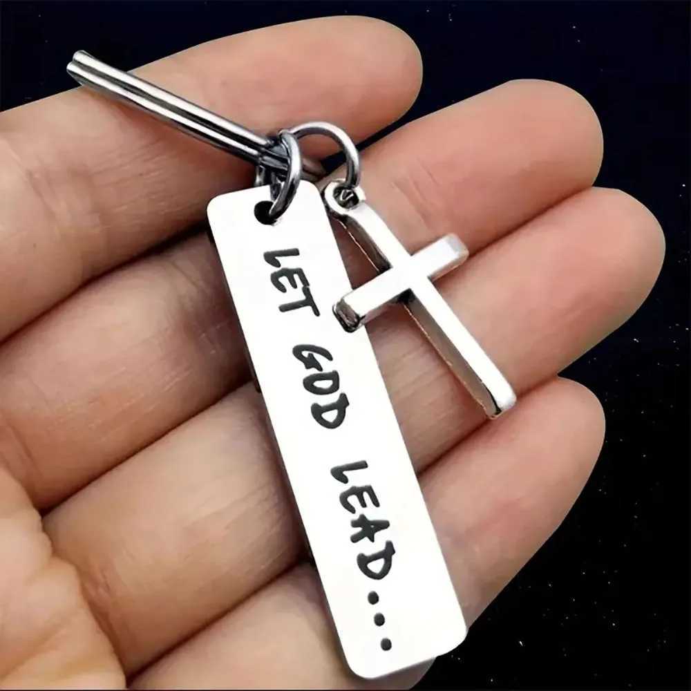 Womens cross keychain inspiring Christian men and women let God lead the keychain used for car keys backpacks wallets religious baptism of faithXJ2503