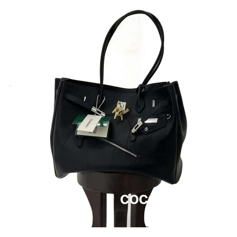 Designer Lock Wings Tote Bag Large Capacity Commuting Genuine Leather Locomotive Versatile Women Shoulder Handbag