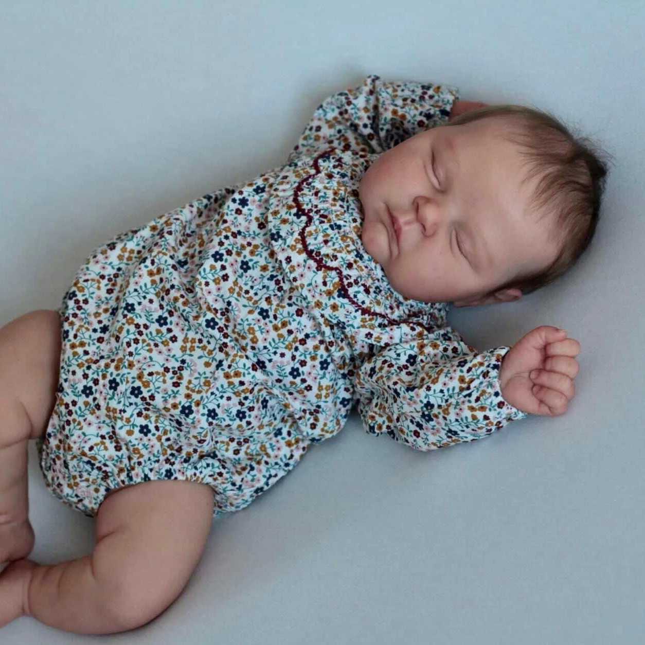 Peaches Soft Body Reborn Sleeping Baby Doll with 3D Skin Multi Layer Painting Touching Doll with Hands and Hair W250320