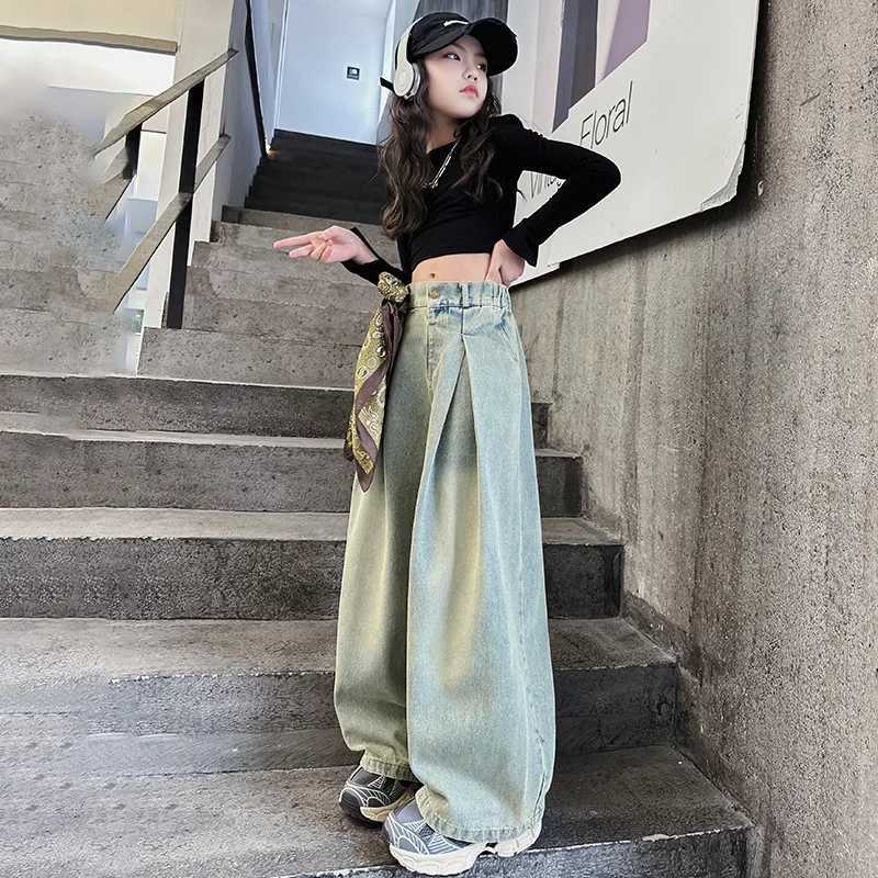 Childrens Girls Jeans Spring and Autumn 2024 Youth and Childrens Westernized Street Wide Leg Pants Korean Edition PantsT250326