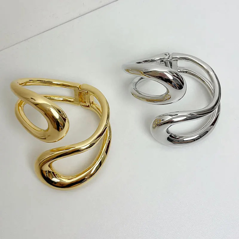 Vintage Metal Hollow Geometry Adjustable Open Bracelets Bangle For Women Men Hip-hop Punk Jewelry Party Accessories 250320