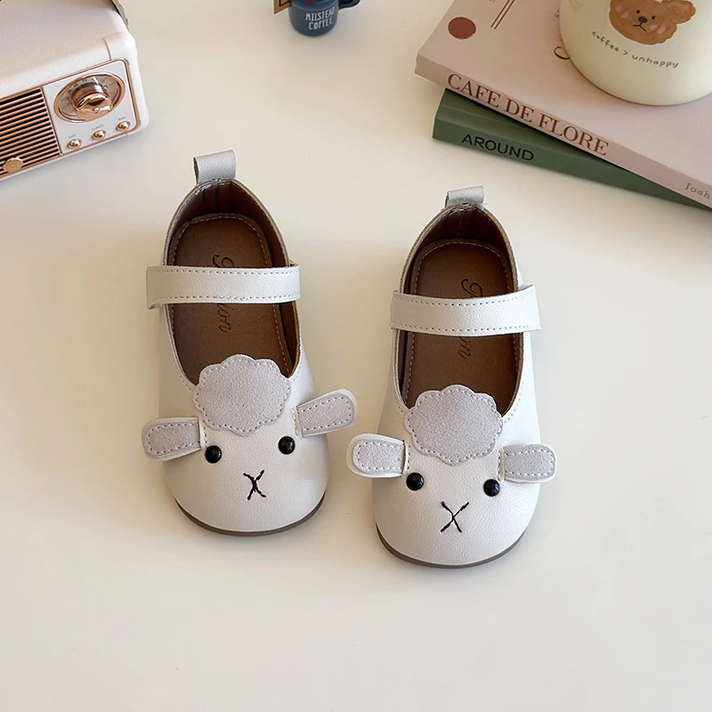 Girls Princess Shoes Cartoon Pink Beige Lovely Spring Kids Flat Shoes Cover Toe Trendy Flexiable Toddler Children Mary Janes 250319