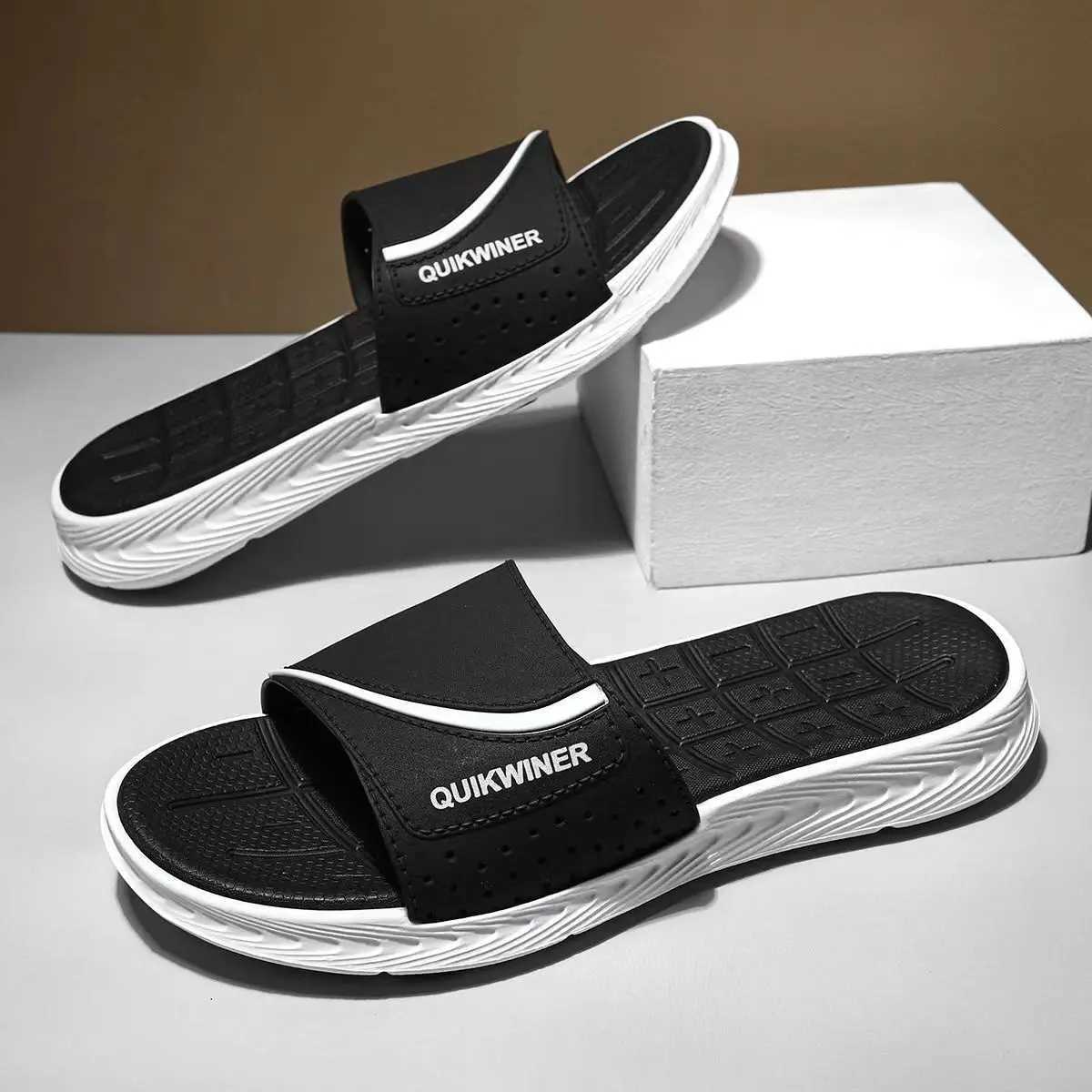 Mens summer new e-shaped large-sized leisure slider with soft bottom N slider bathroom slider outdoor beach slider Y250320