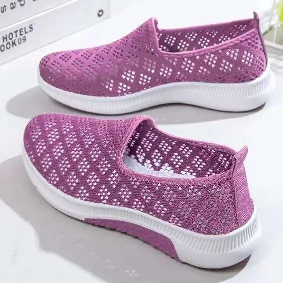 2024 Women Running Breathable Mesh Sports Flats Red Black Fem ale Walking Light Soft S hoes Sneakers Lady Jogging Trainers