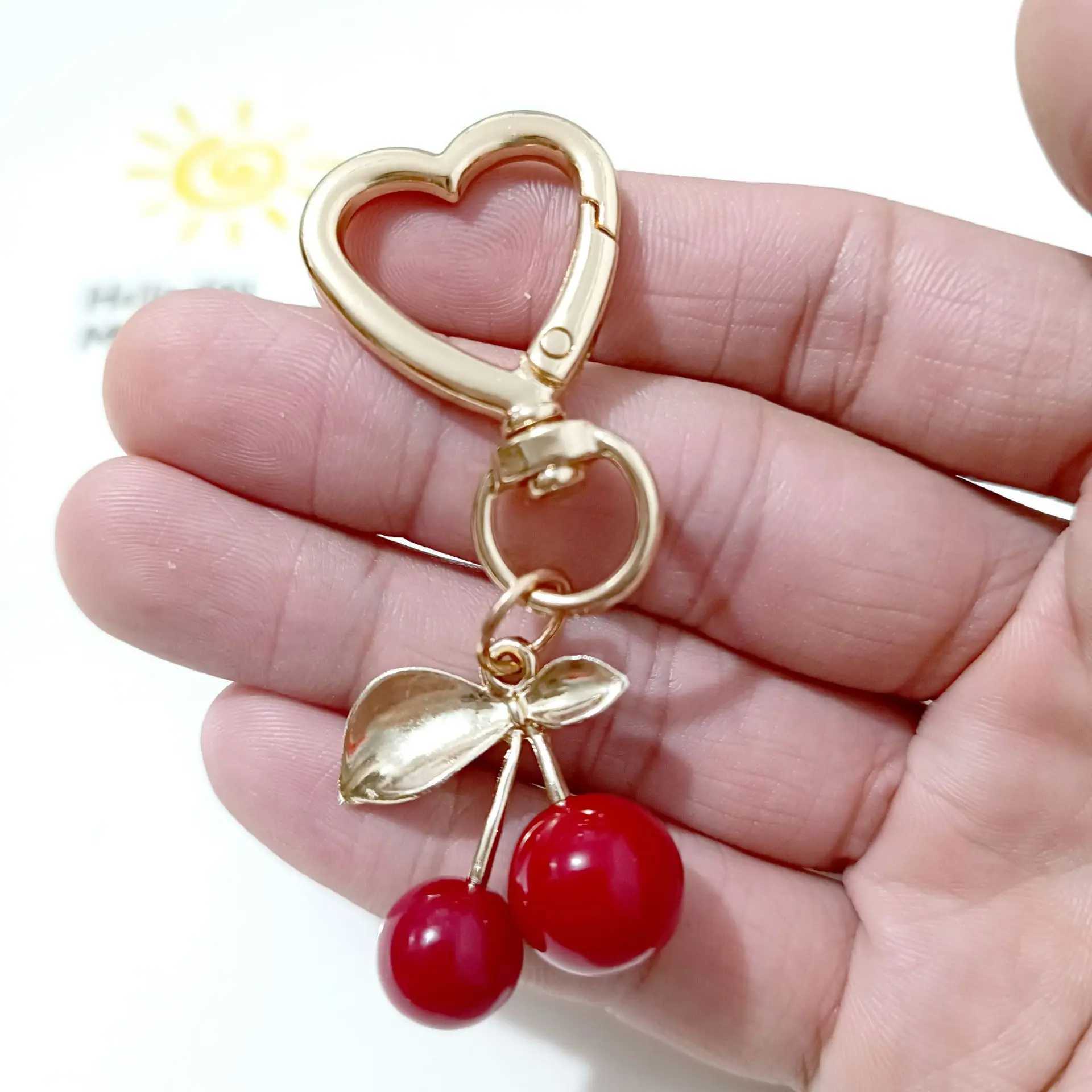 Cute Charm Cherry Keychain Bag Handbag Pendant Christmas Gift Car Key Accessories Gold Leaf Fashion Decoration KeyringXJ250319