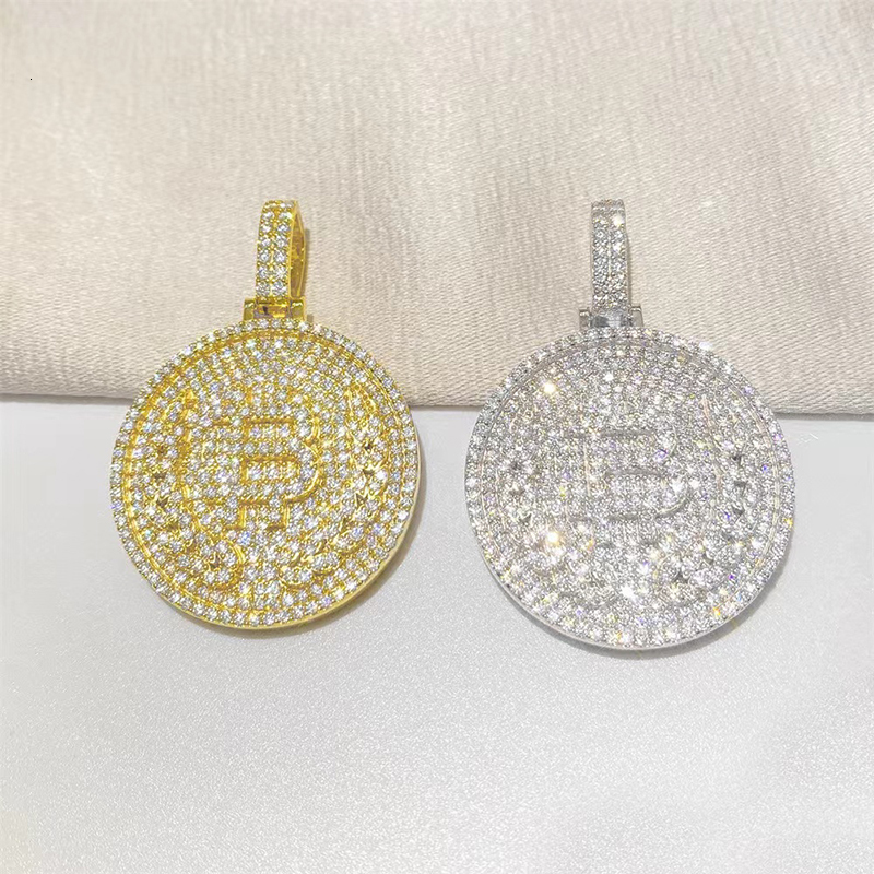 Iced Out Moissanite Bitcoin Pendant S925 Sterling Silver Full D Color Moissanite Hiphop Cuban Pendant Pass Tester 16k Gold Gift