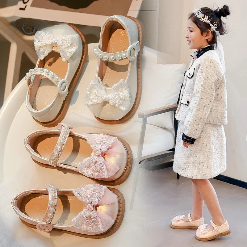 Girl Princess Shoes SpringSummer Style Bow Childrens Anti slip Soft Bottom Bead PU Leather Cushion Size 2334 250319