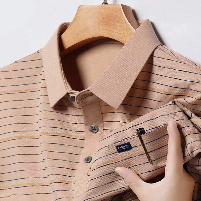 Summer Short Sleeve Mens Polo Shirt Striped Casual Chest Pocket n Man Polos T-shirt Business Golf Clothing Top Quality 250320