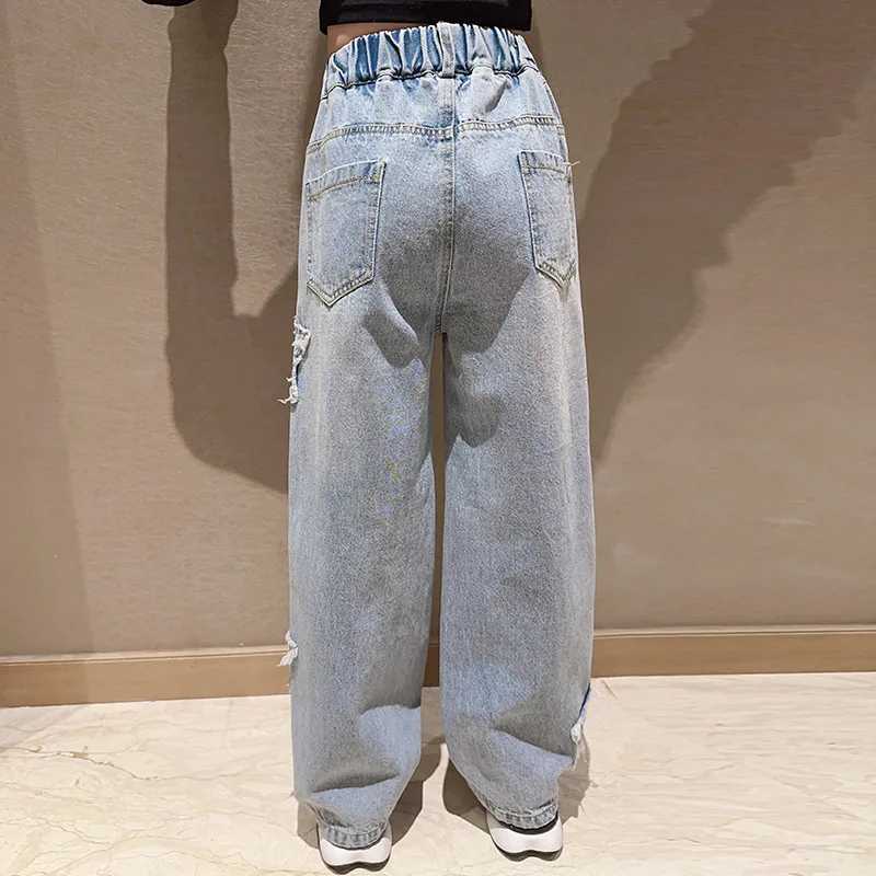 Girls jeans 2024 spring new adhesive fabric five point star wide leg pants childrens trend teenagers Trouser 8 10 12 years oldT250326